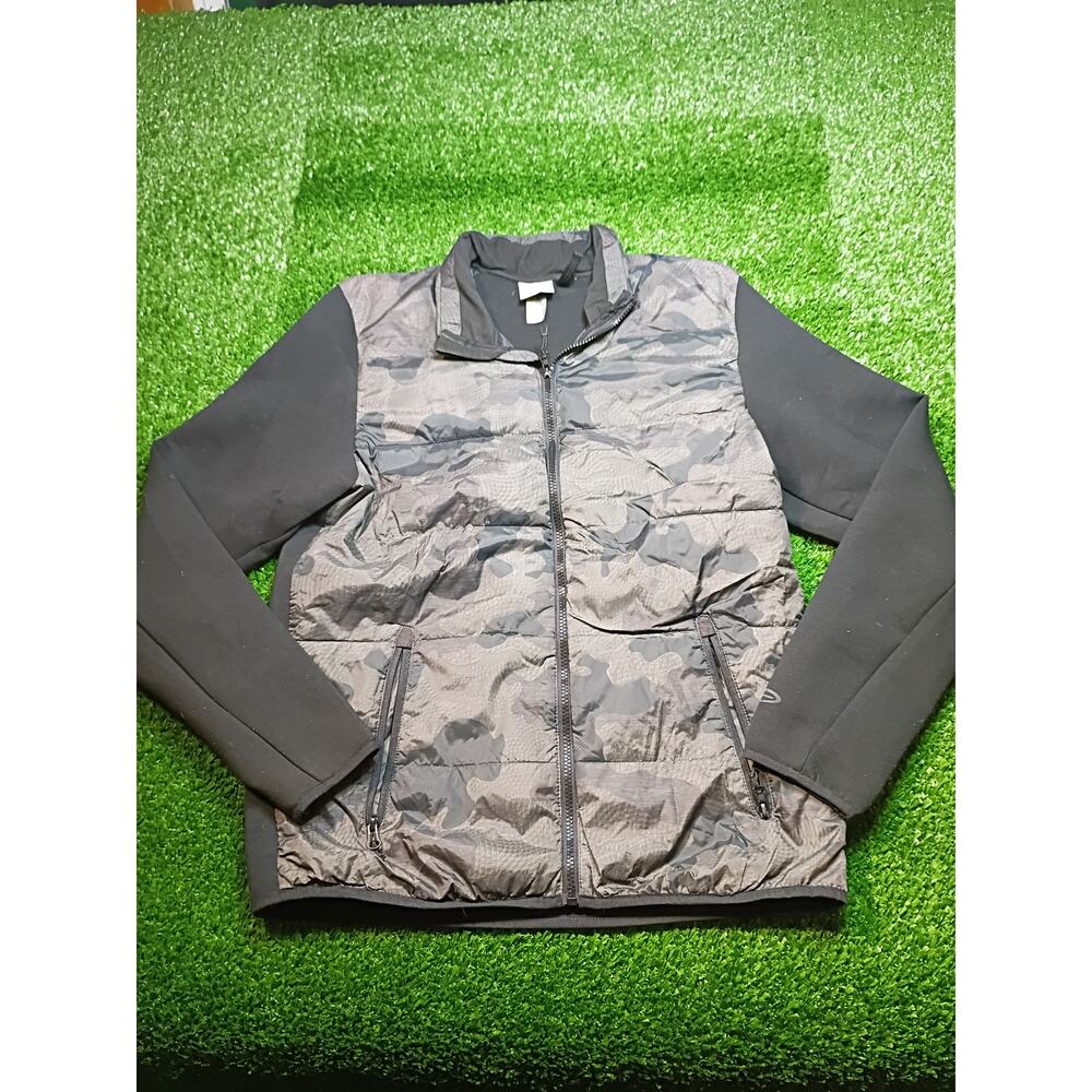 Stylish Men's Champion Puffer Jacket Camo Front & Black Sleeves